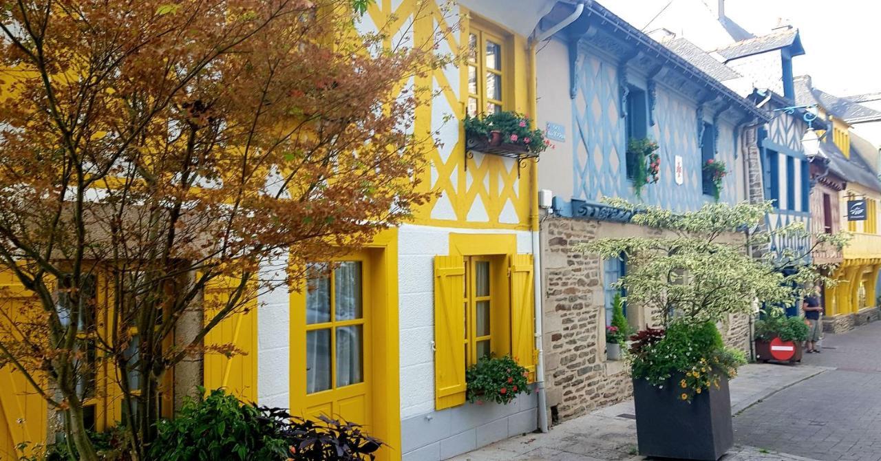 Le Vieux Moulin Gites - A Charming Stone Cottage With Garden View And Seasonal Pool Guegon Luaran gambar