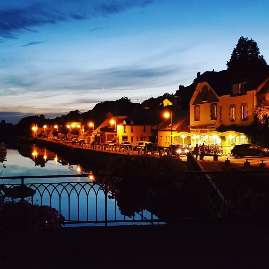 Le Vieux Moulin Gites - A Charming Stone Cottage With Garden View And Seasonal Pool Guegon Luaran gambar