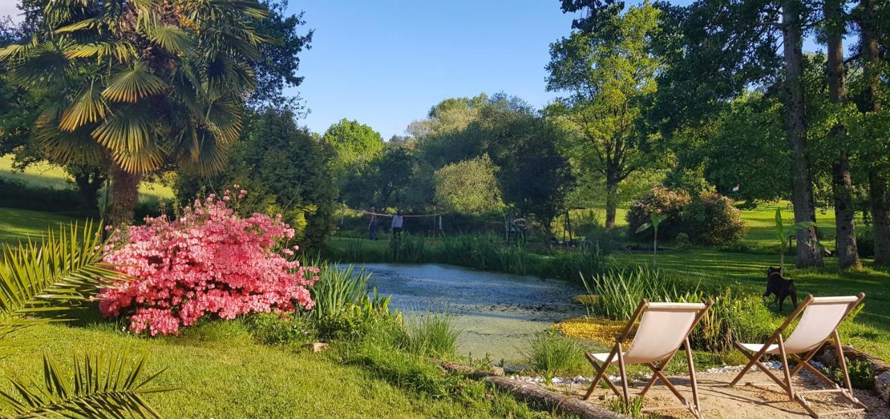 Le Vieux Moulin Gites - A Charming Stone Cottage With Garden View And Seasonal Pool Guegon Luaran gambar