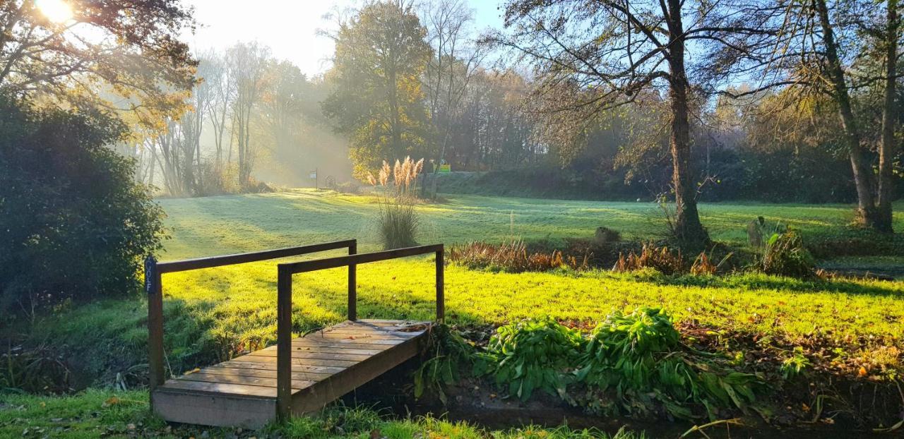 Le Vieux Moulin Gites - A Charming Stone Cottage With Garden View And Seasonal Pool Guegon Luaran gambar